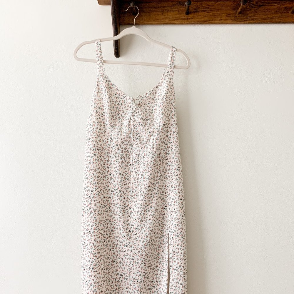 Abercromie and Fitch Lace-up Floral Midi dress